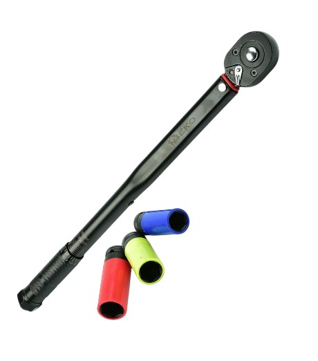 LLAVE DINAMÓMETRICA + JUEGO VASOS DE IMPACTO